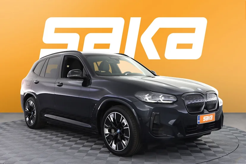 BMW iX3