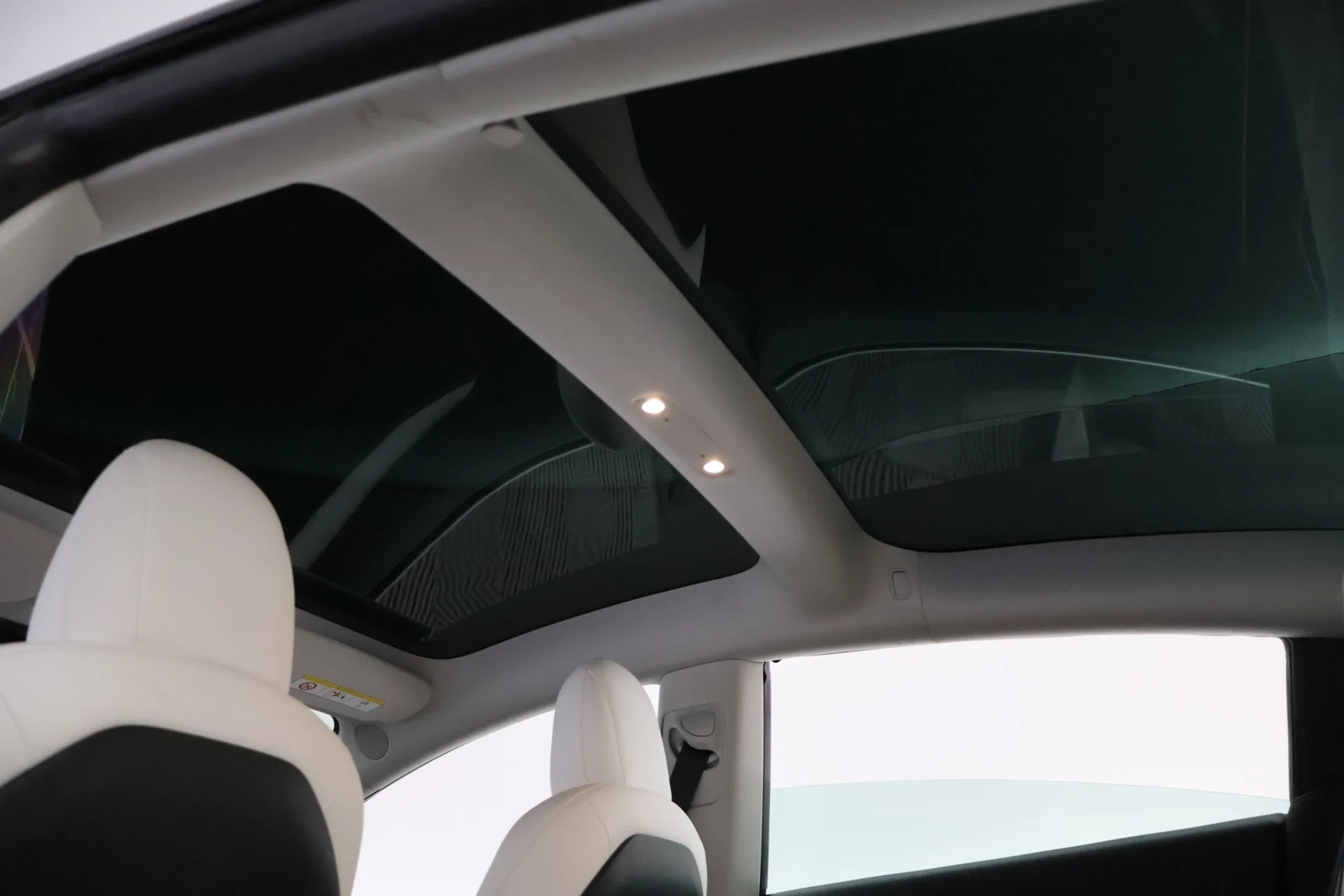 Car Image - 4pOolRI4GuLZWAP2MOq9qF