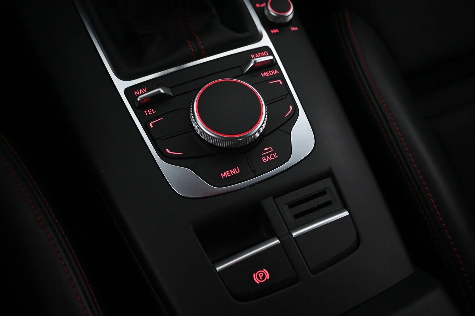 Car Image - 0DXtCc4vA5LU8N851pmfp