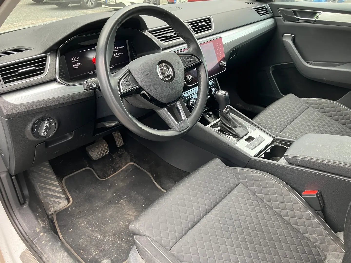 Car Image - 6uTsO0BUR00TU4WR8BXMeA