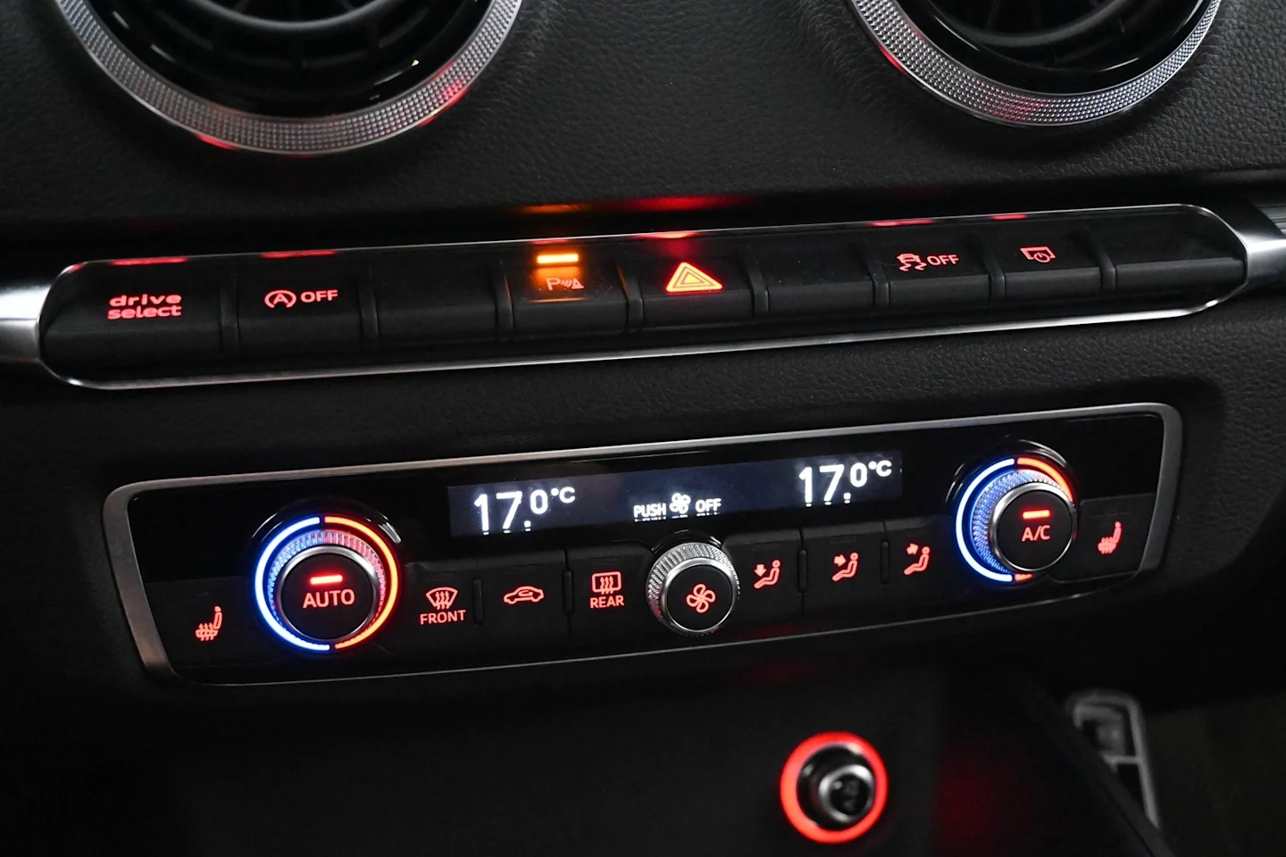 Car Image - 10rcwYM9ehp8zBTL3l7nOE