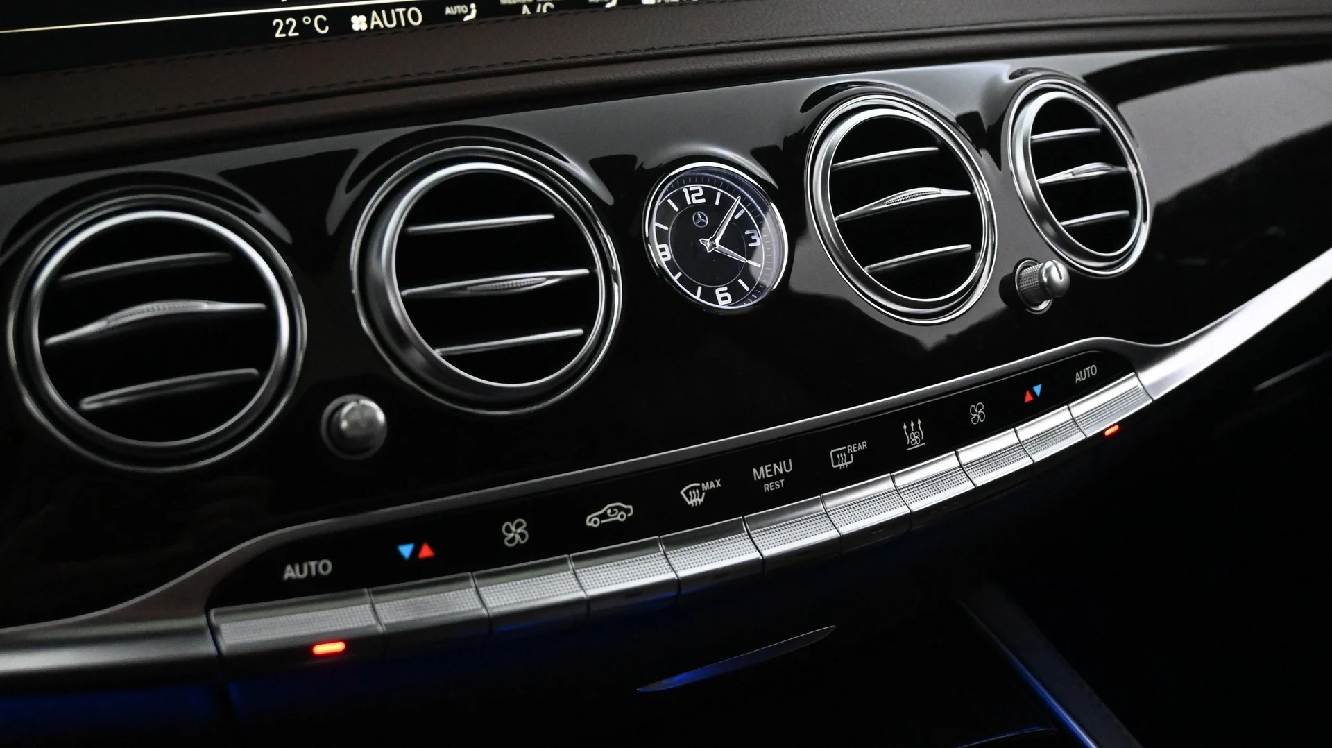 Car Image - 2GkUFmKD7mCHr6VaM15SOM