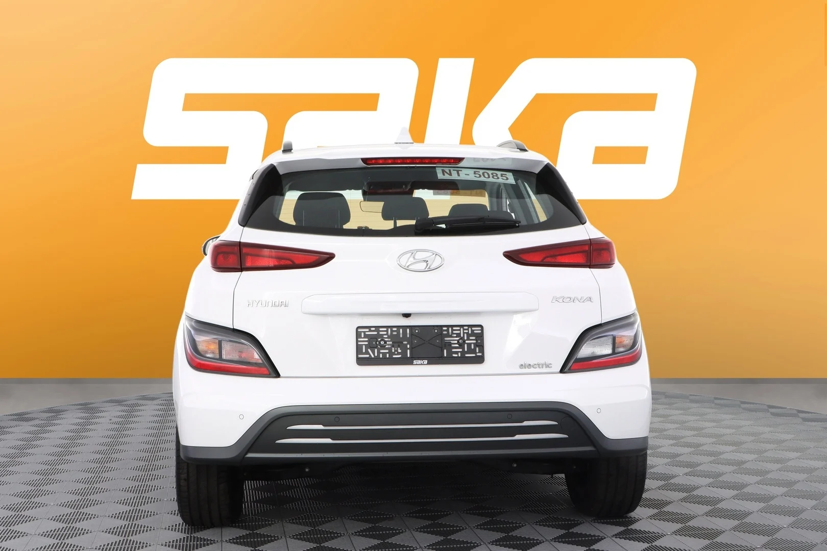 Car Image - 4sR4fbSn7uHkdHiFiIviIb