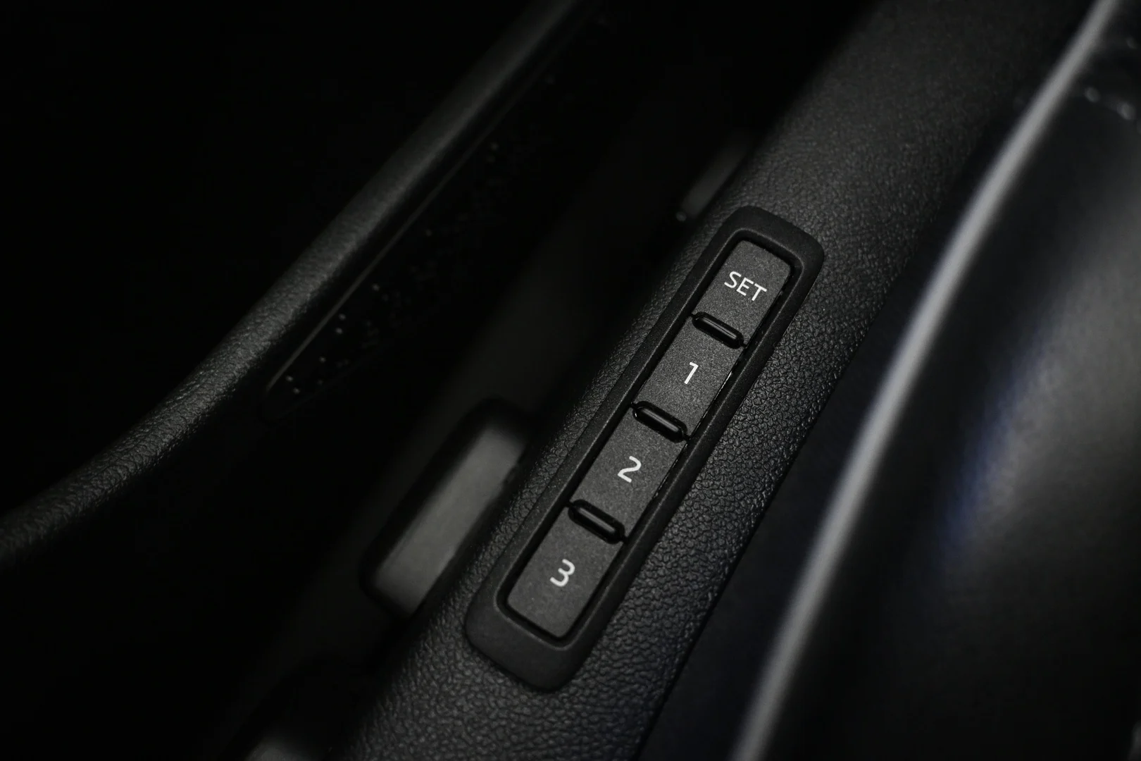 Car Image - 3fuynePDHSBfyC6UtKPadg