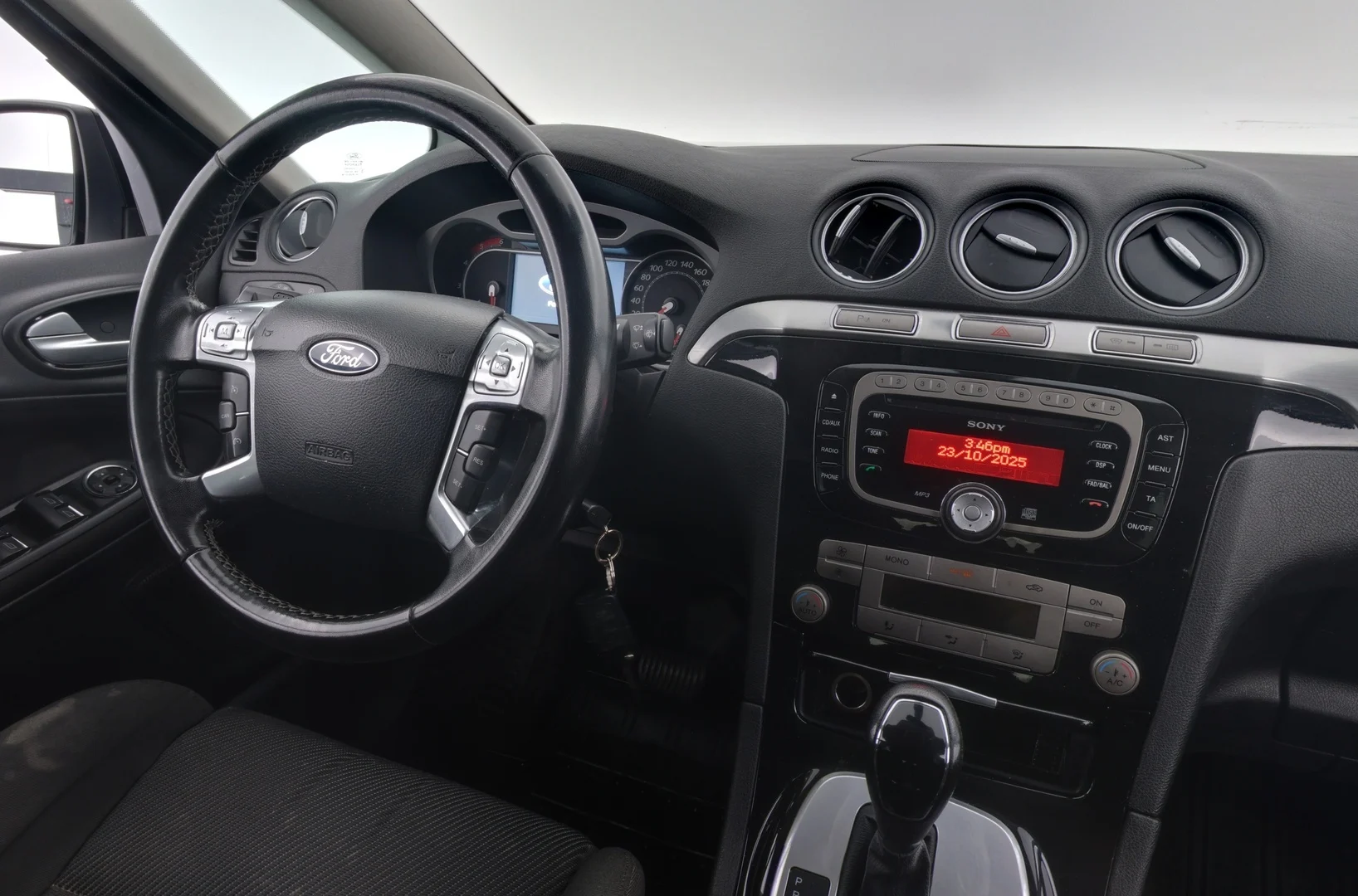 Car Image - 0j47KMCUyEObXx3jVf4Tu