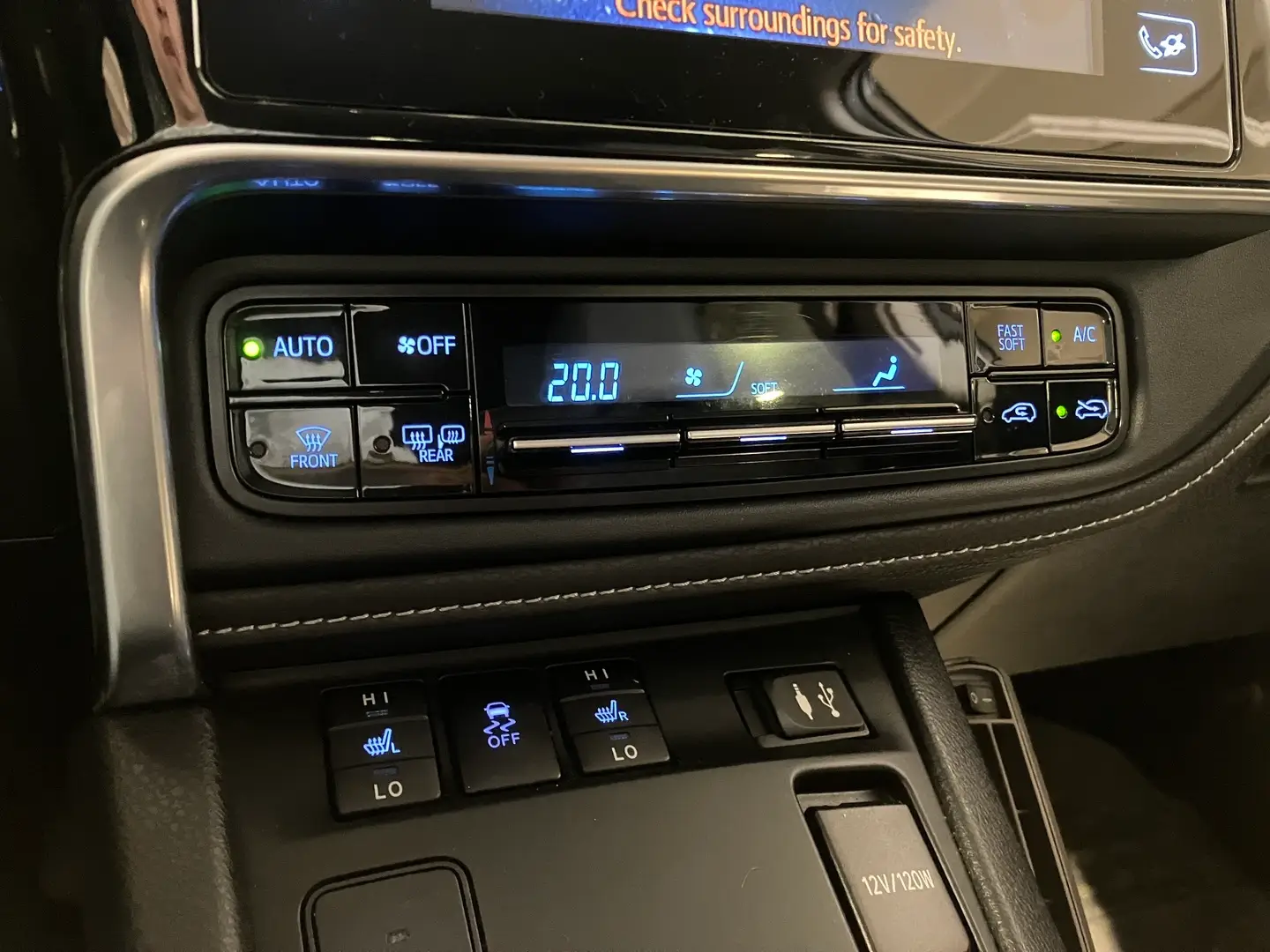 Car Image - 5zOEF9I8R13eyWCfa4jnh3