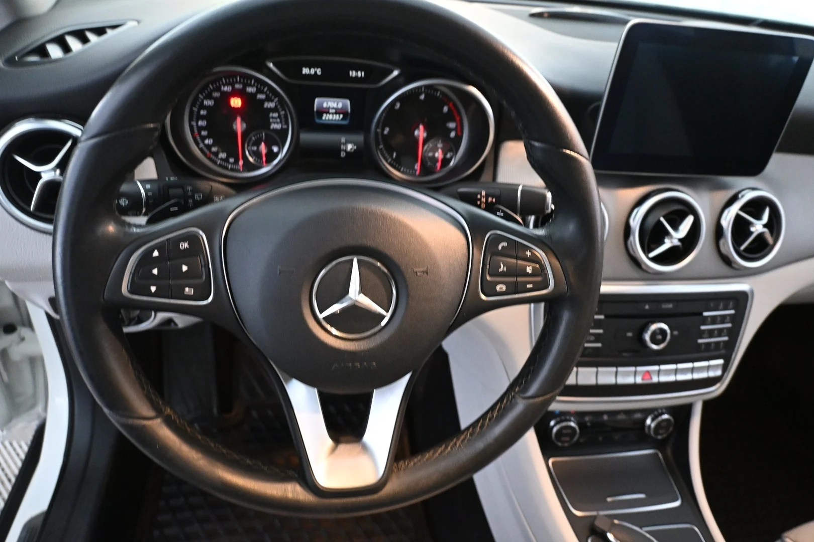 Car Image - 1Va2ogkhKh0onnN5dfCQpB