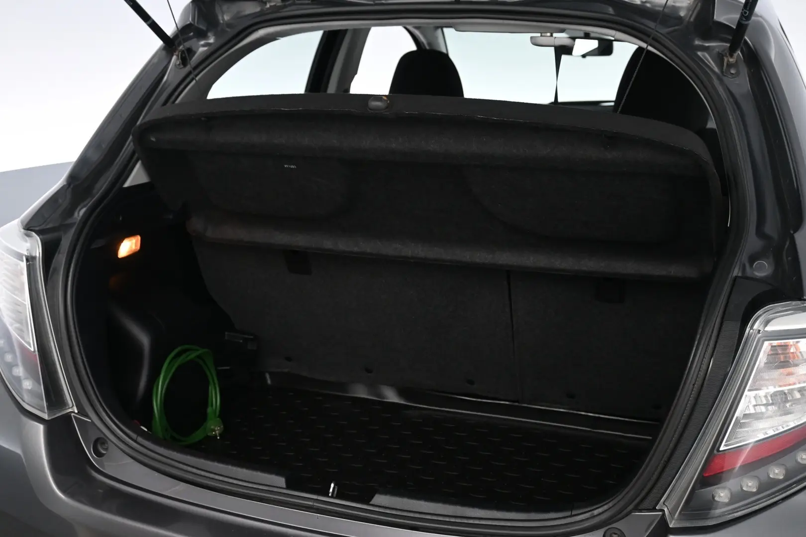 Car Image - 5os6hJ2ZTwU9KkR6qMh5ev