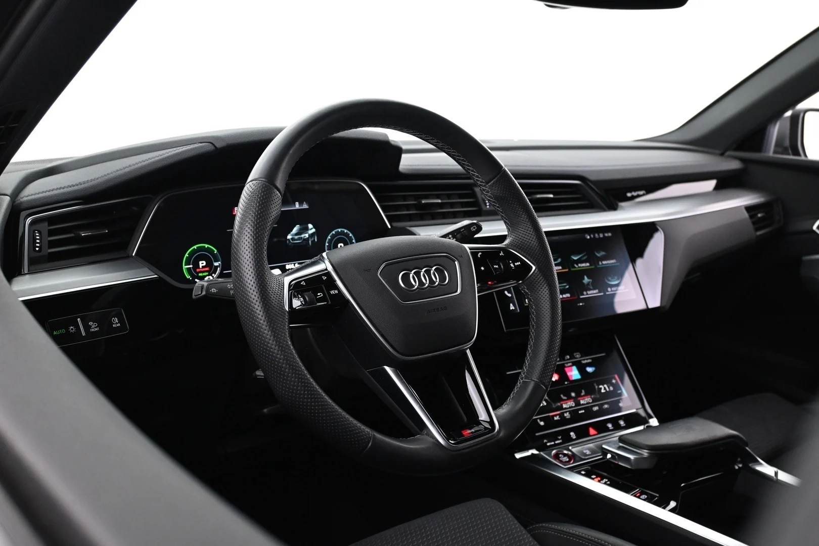 Car Image - G7NRYgIgJqqBdutQO3psc