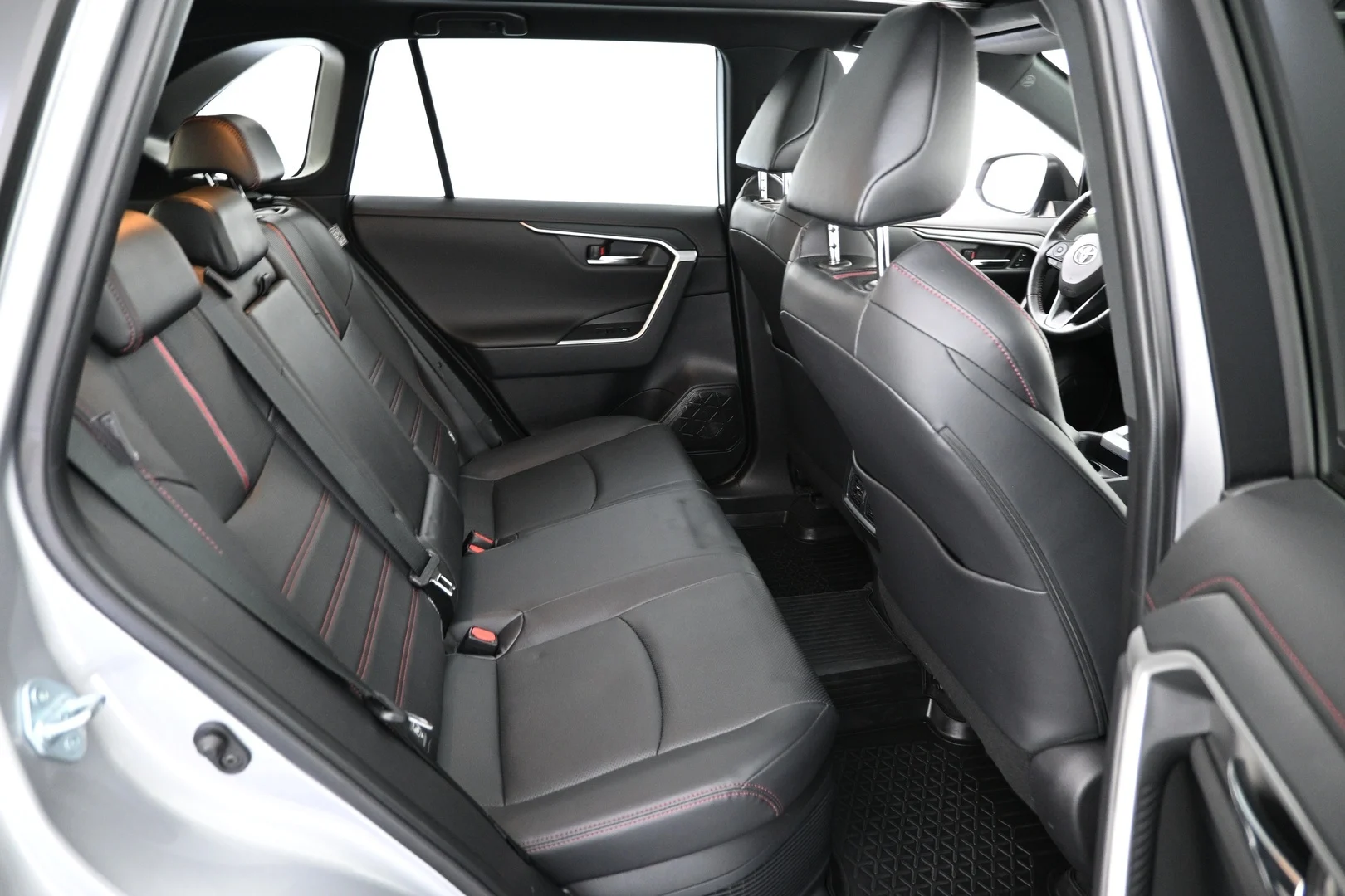 Car Image - 4trr6j5OrSiHgtxG63HeeW