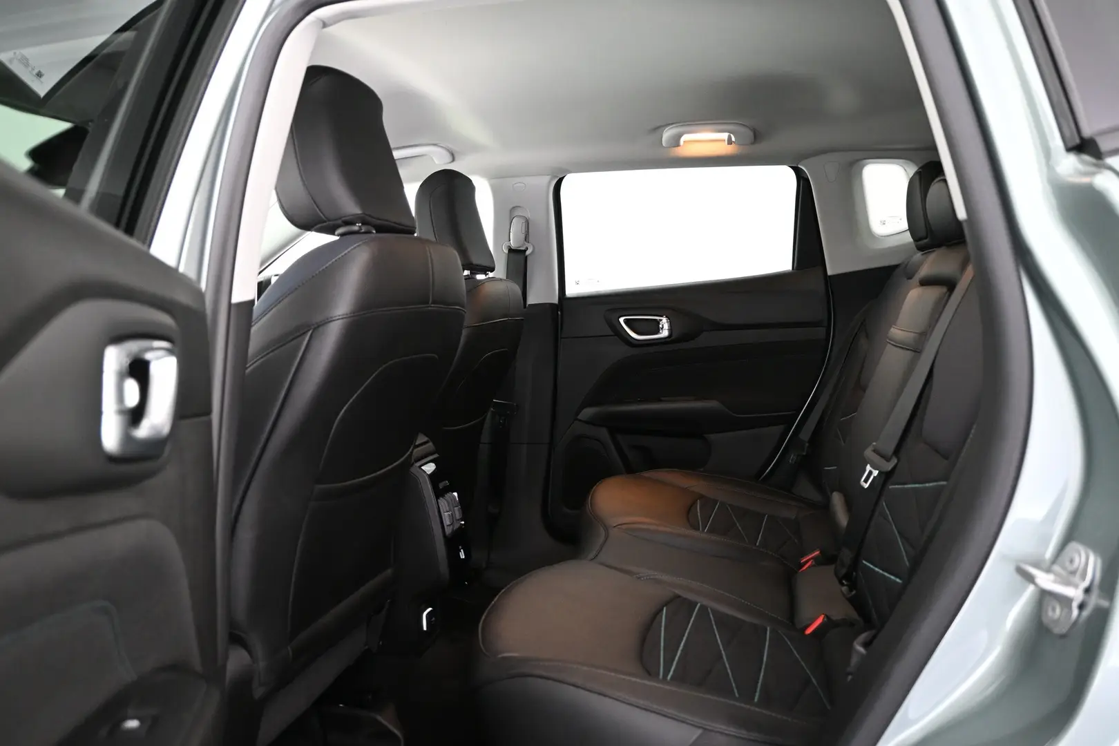 Car Image - 6Gl5OBY1uylnkPEESrKZOY