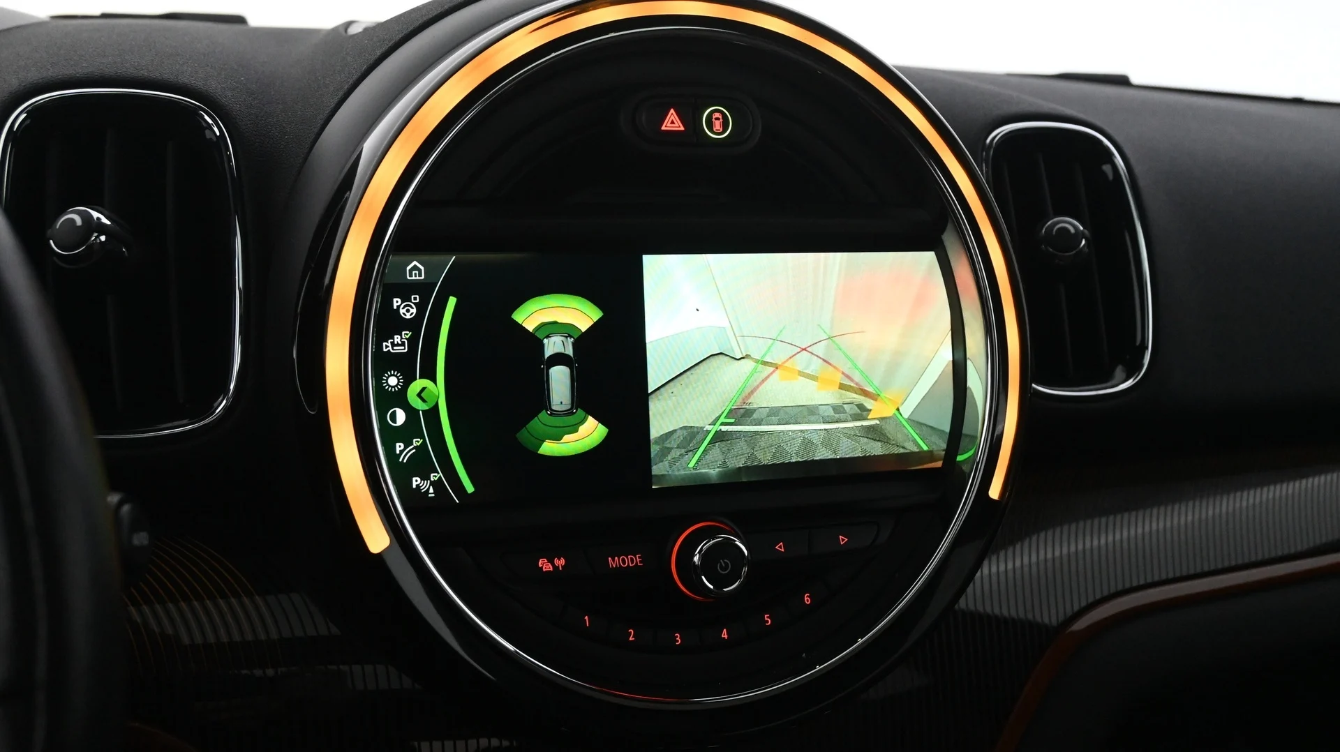 Car Image - 6QMWjWuo4ZqsJV5SzgEY9G
