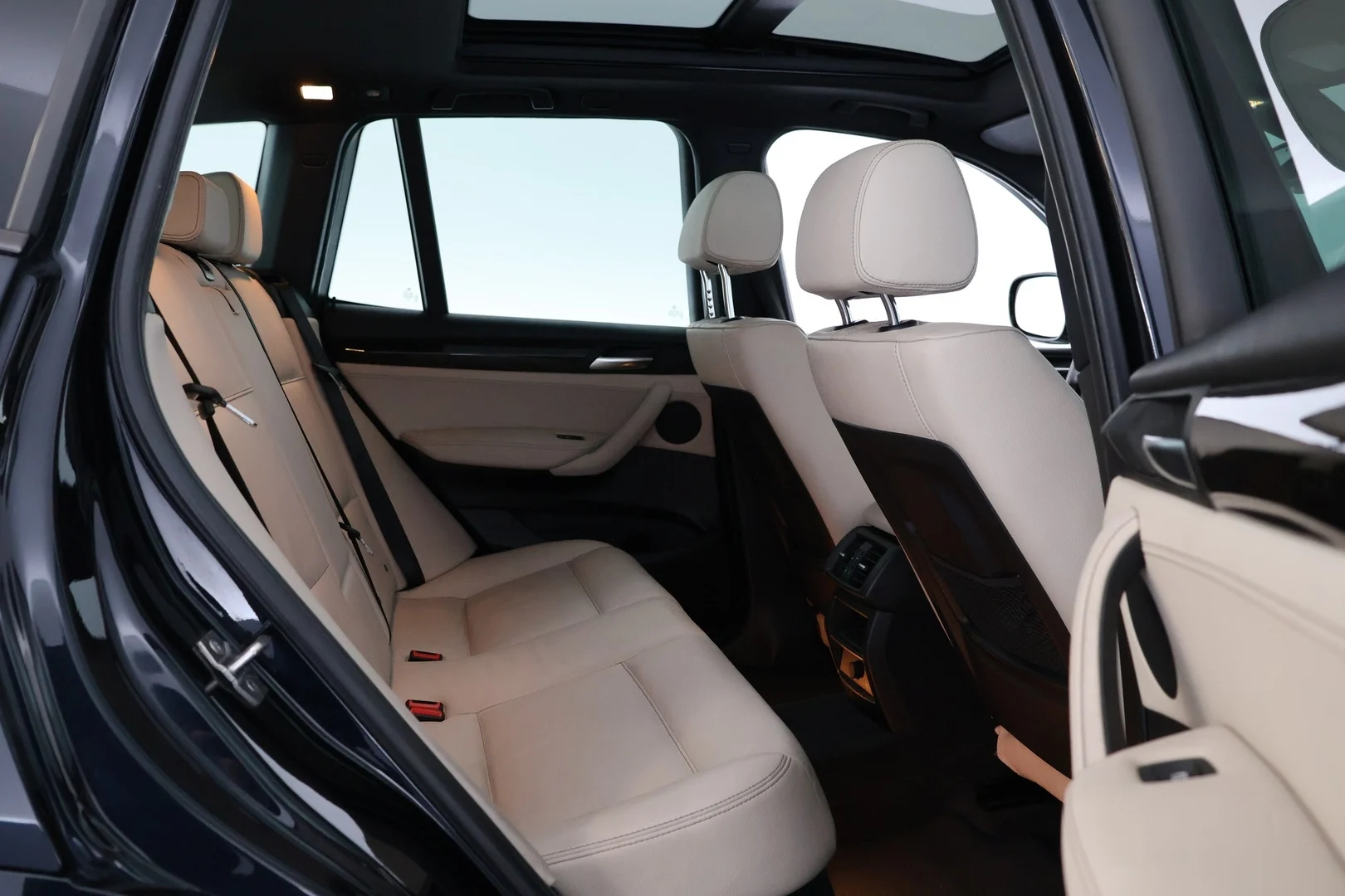 Car Image - 3y2dIGsyXeVXTx7u1iQ2h5