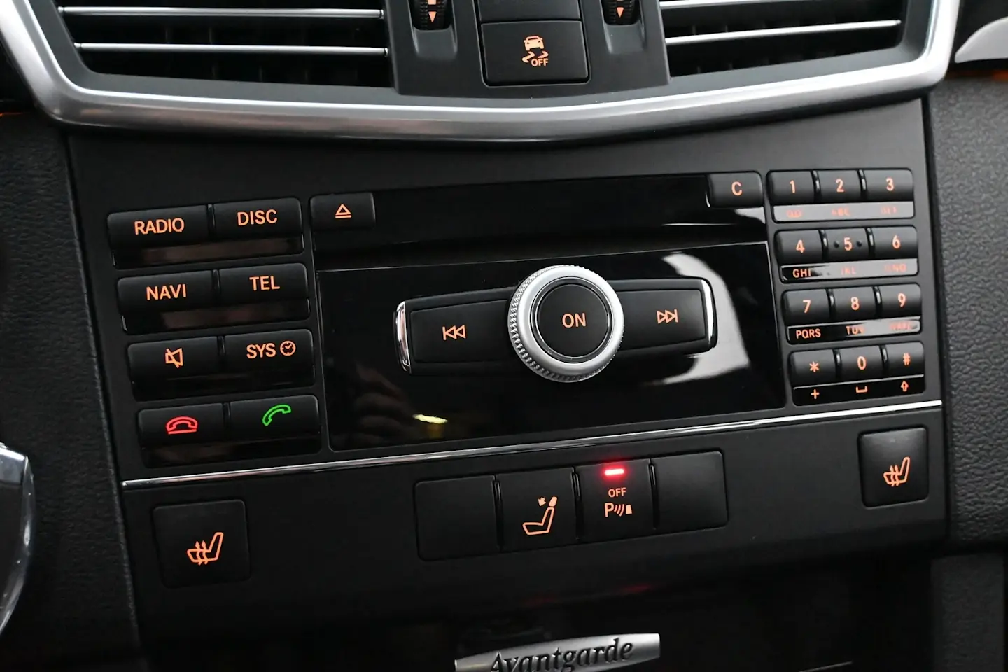 Car Image - 7AS4hl8crxrocmSxdRVA0N