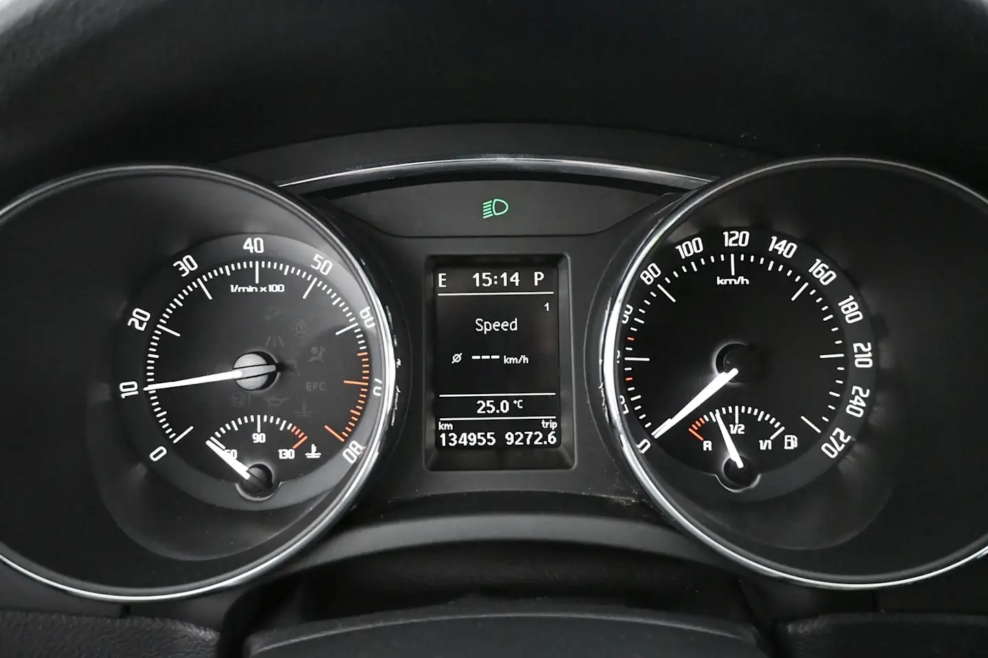 Car Image - 2gbnXzu47nrNFDmAGCnWQo