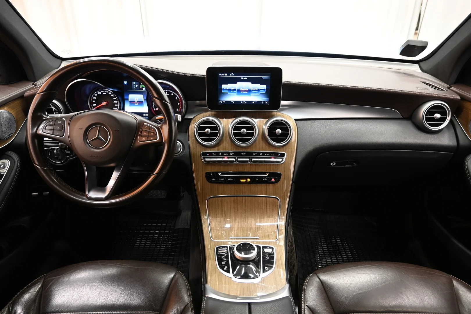 Car Image - 2DMkeLTdH8i7n6PJ8kq7vE