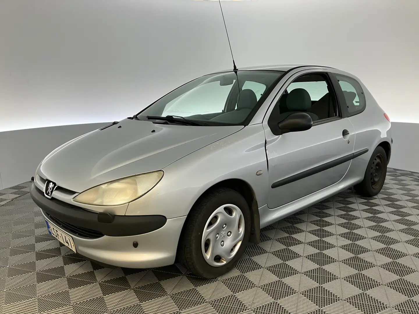 Car Image - 50CG11tvht1I0raSHuwphS