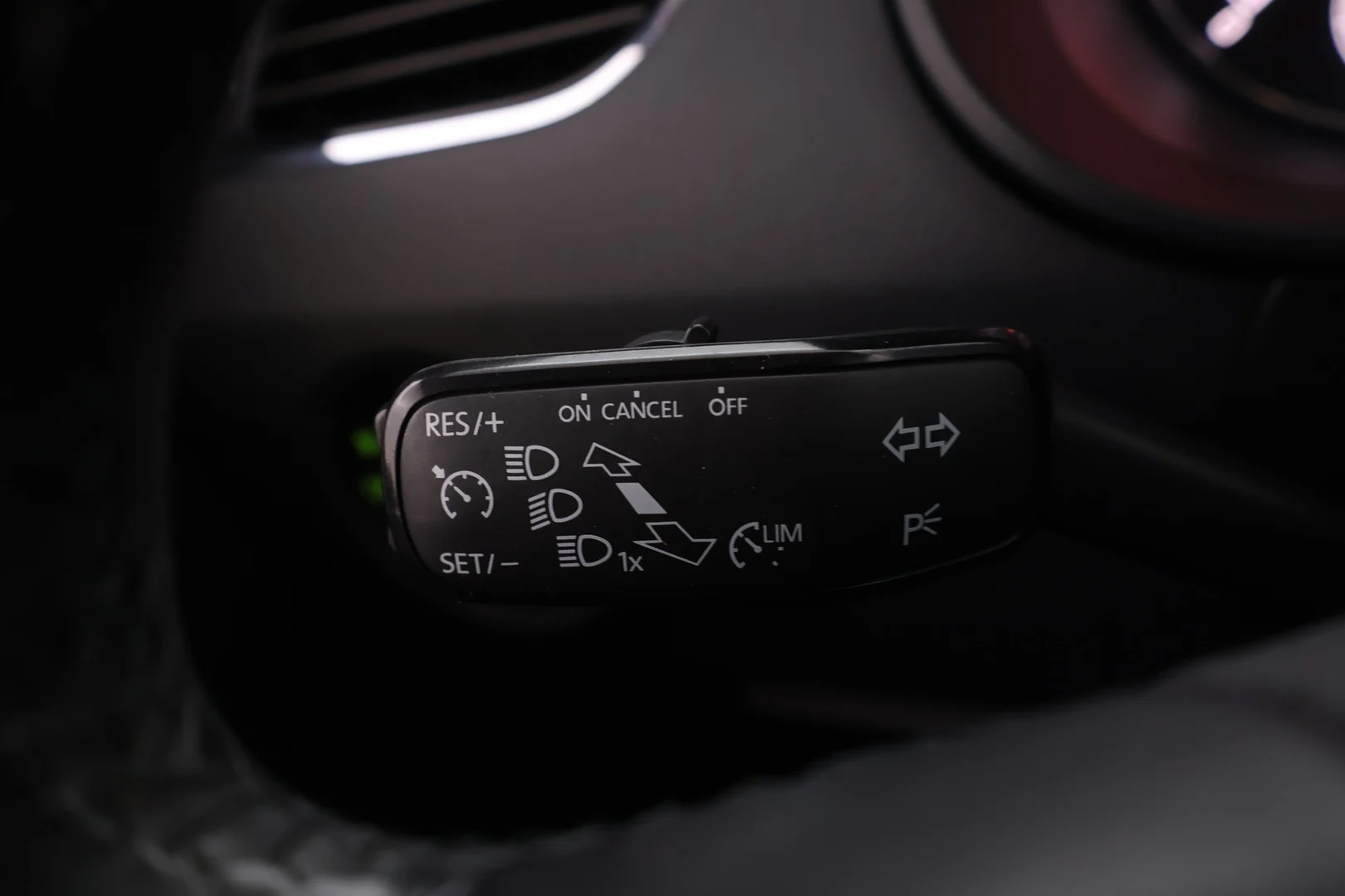 Car Image - 7jat3WjNV0lZMtONpn6vmC
