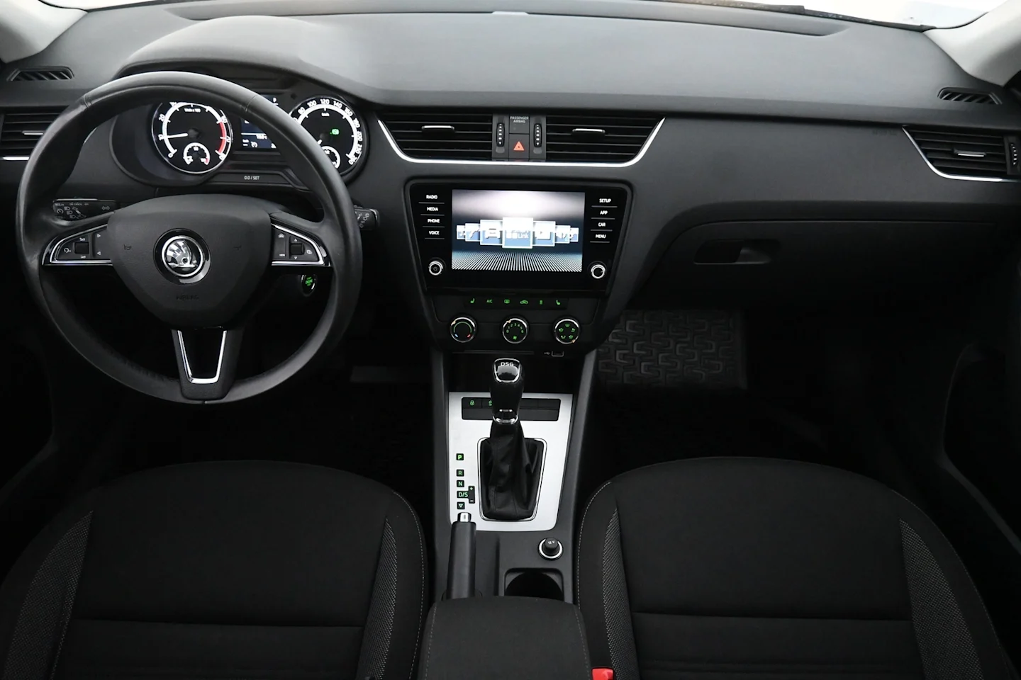 Car Image - 4IYAlPh2Bmz0a6QzDiIAz1