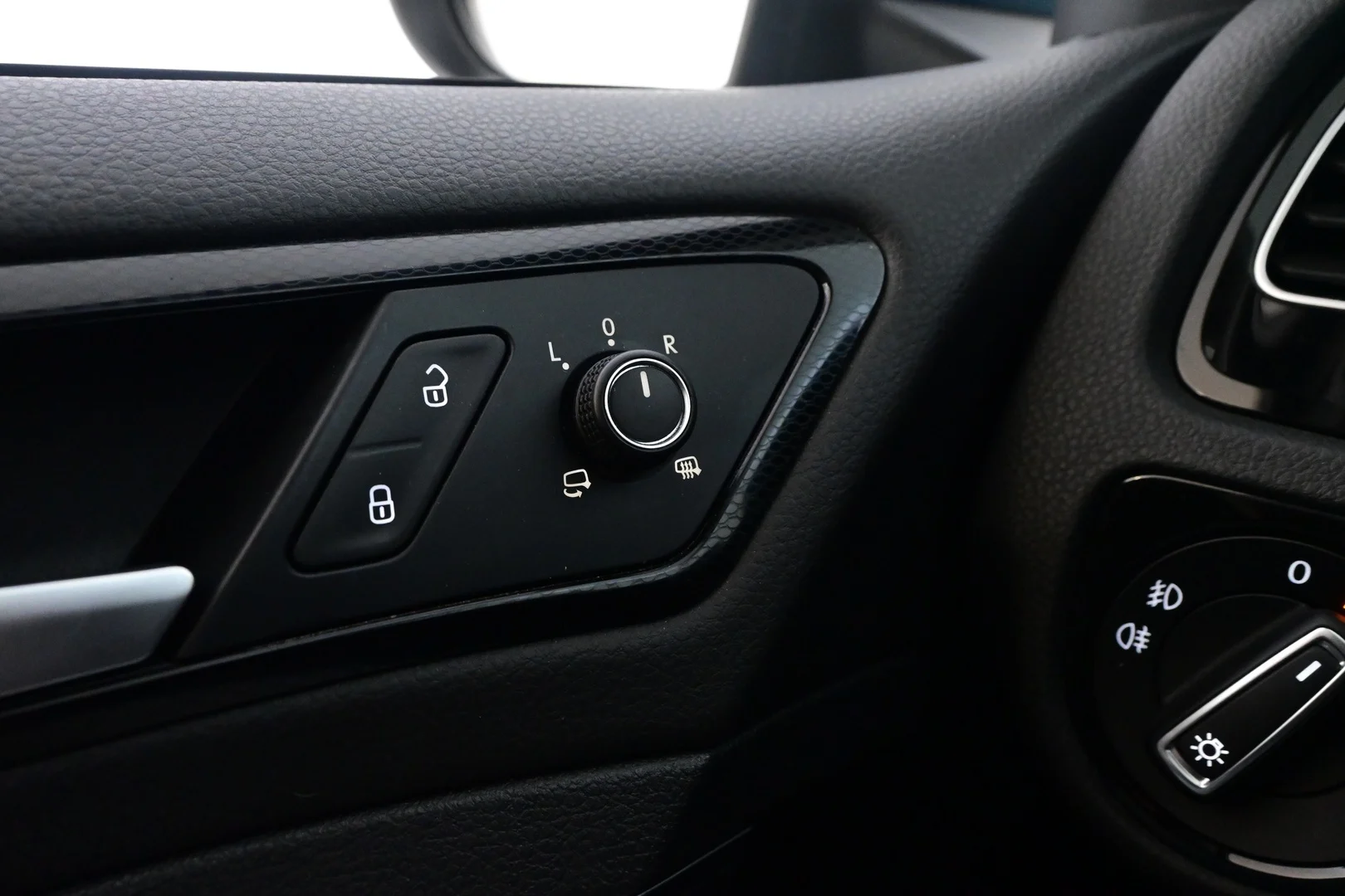 Car Image - 4LTgE7eV4PO4Hd19Tus1i3