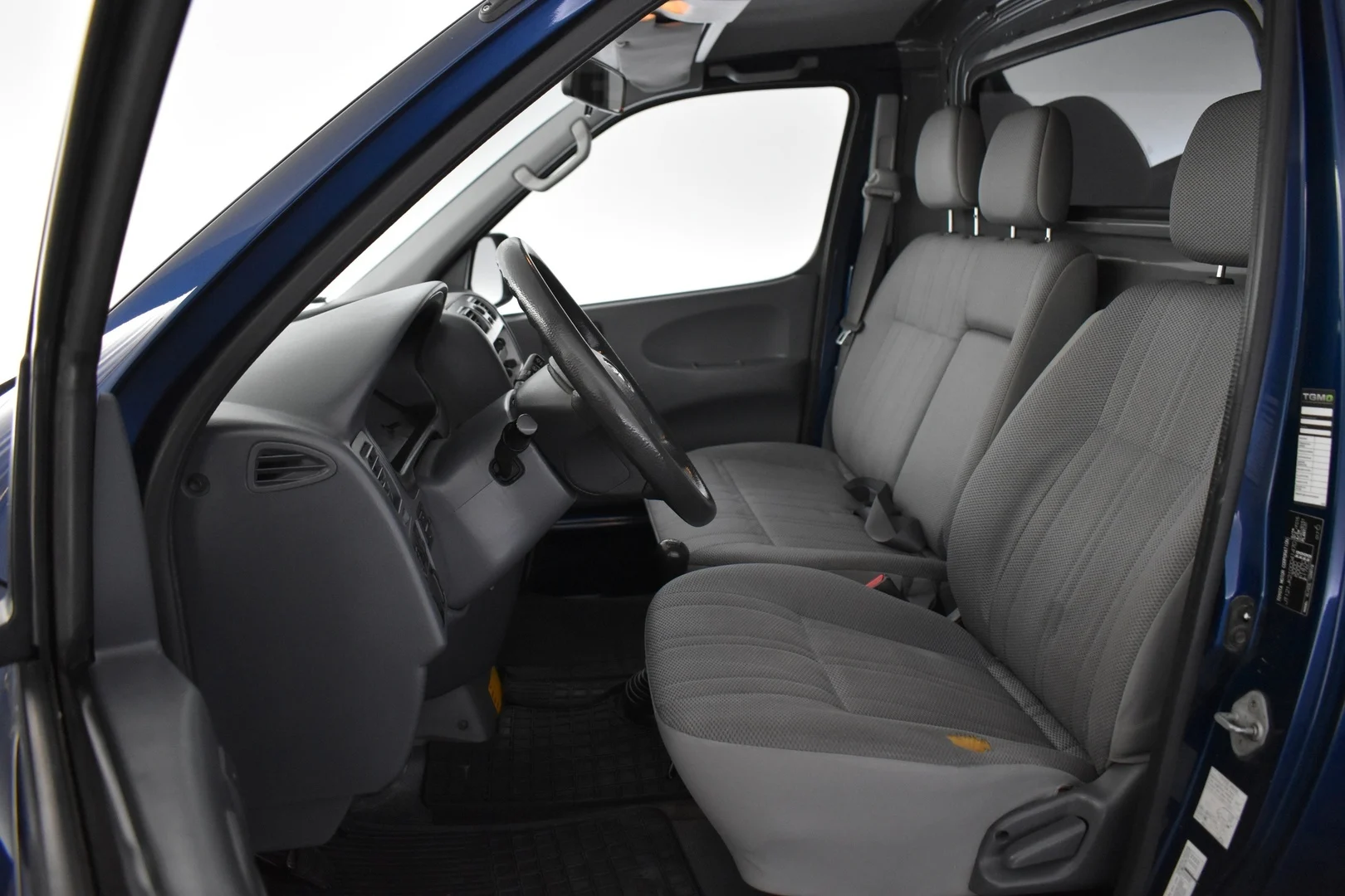 Car Image - 1smydHqnFbGHsBVpZIHEAb