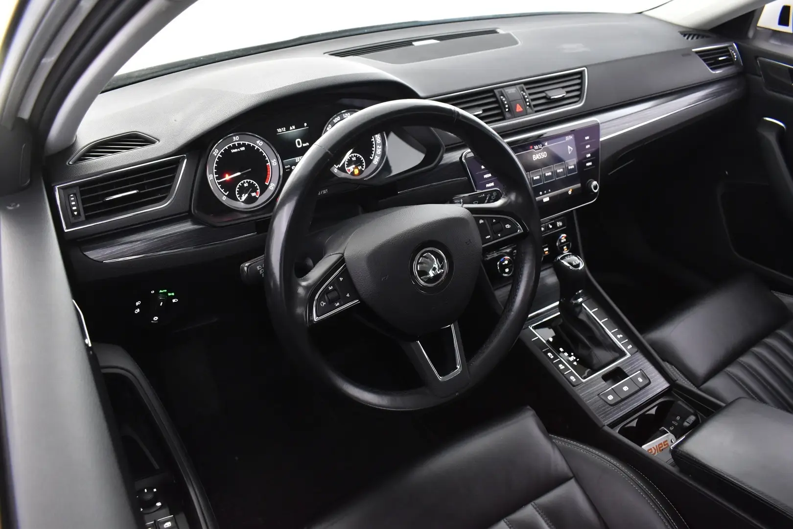 Car Image - 1ppMhnNLcfkB6NYqHdQyeJ