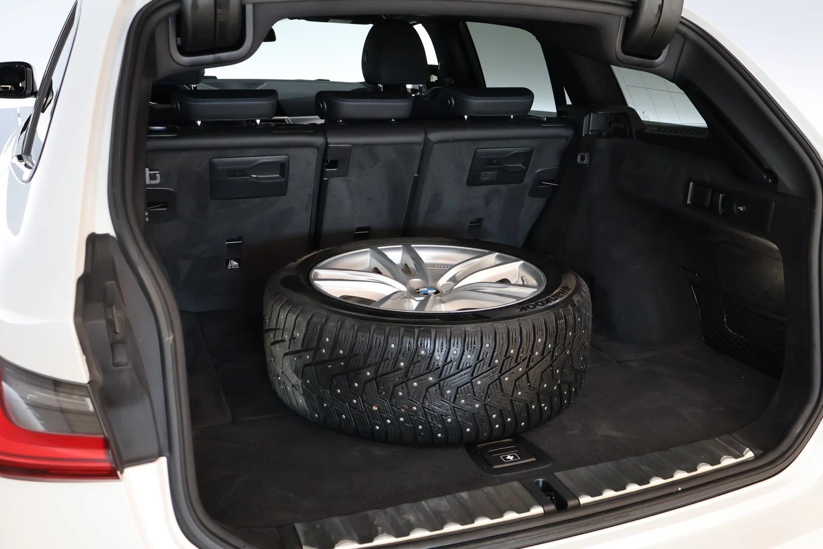 Car Image - 40u3duSQWlTFoTAIIwN0qg