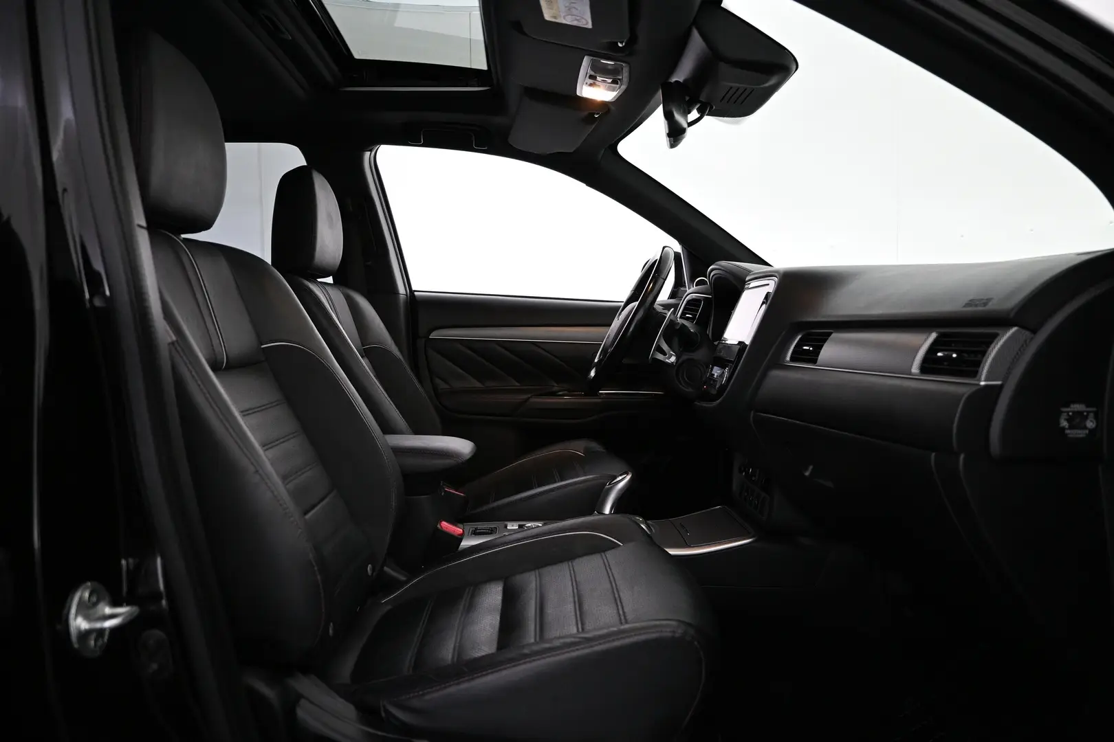 Car Image - cKTjBQ2AMBD5ham8g9Rps