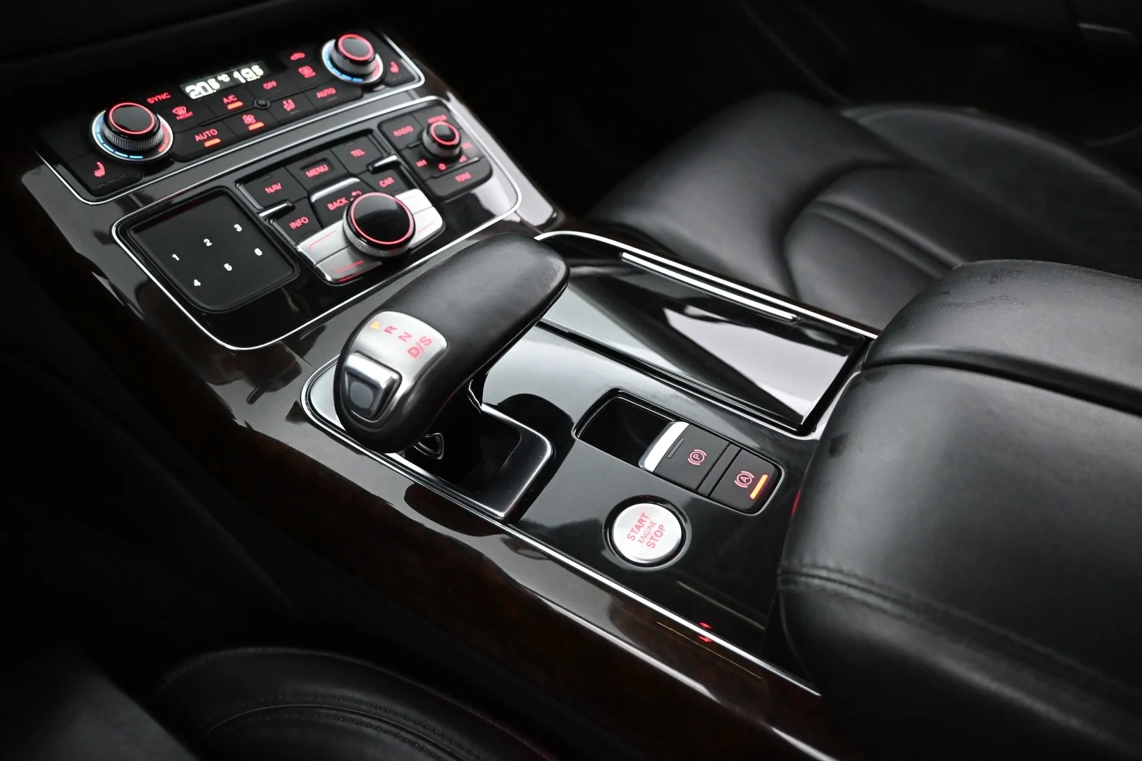 Car Image - 1Jh0JhpVJvhCeFPKSnmnJA