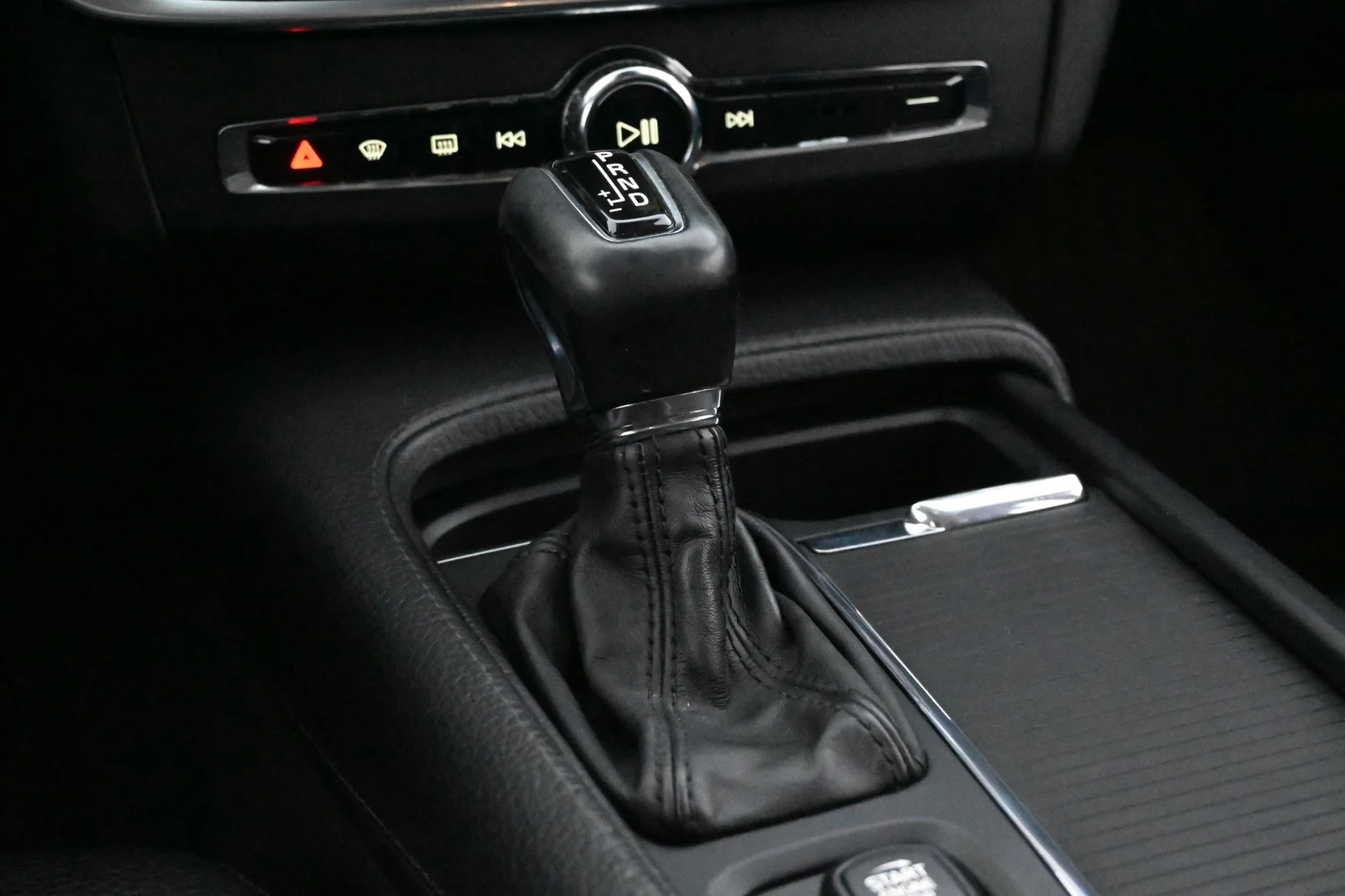 Car Image - 2h5C0H0yoW2ByiSO4k7Rfo