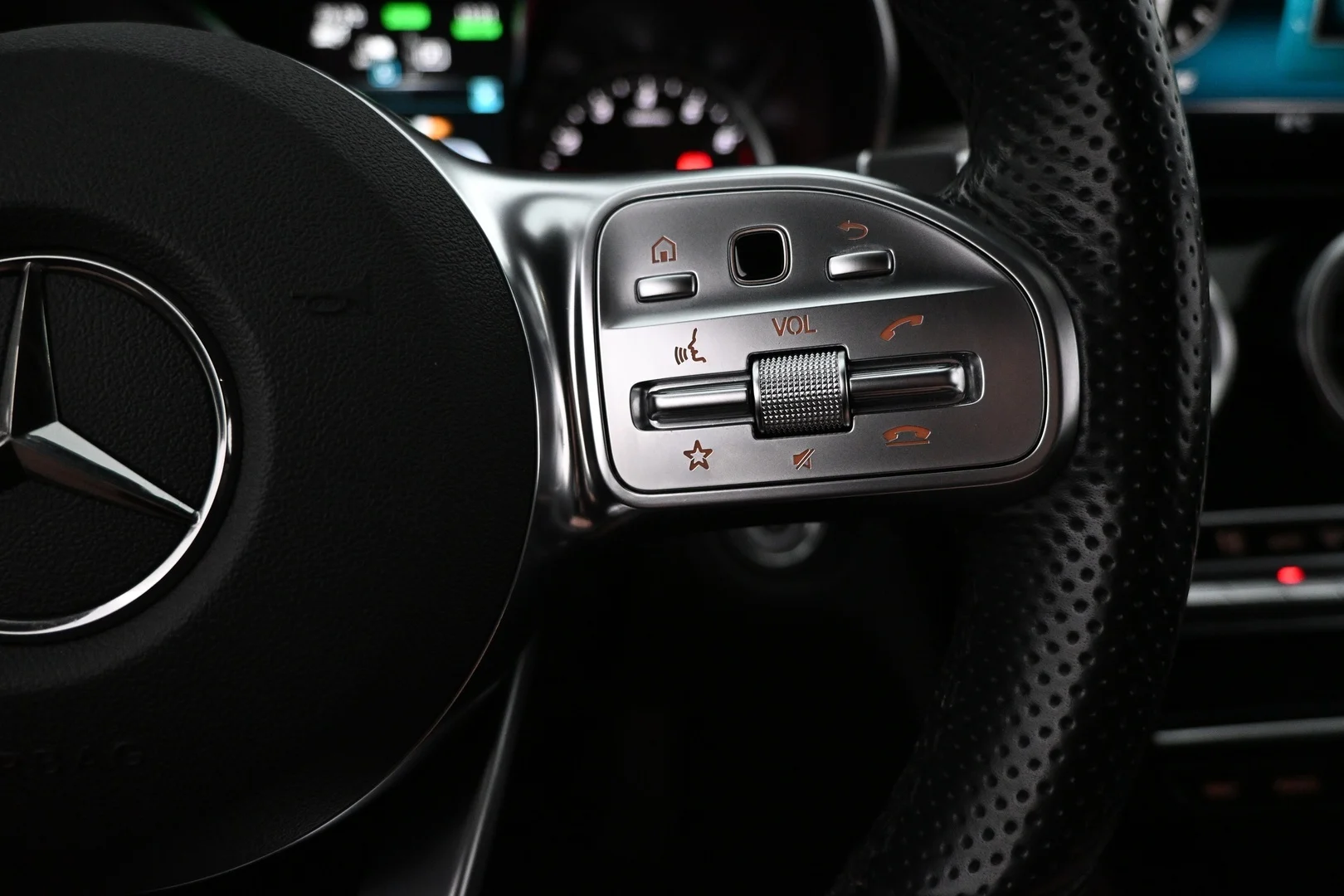 Car Image - 6NJMlG1Tj8acoyRpRGLJz0
