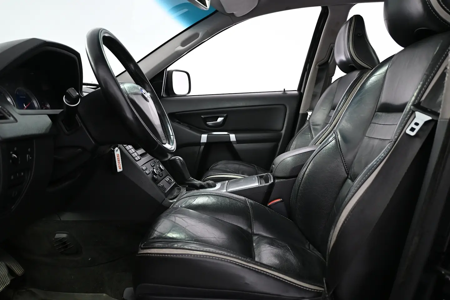 Car Image - 6uf9zfbkfCQLyna7sSGQId