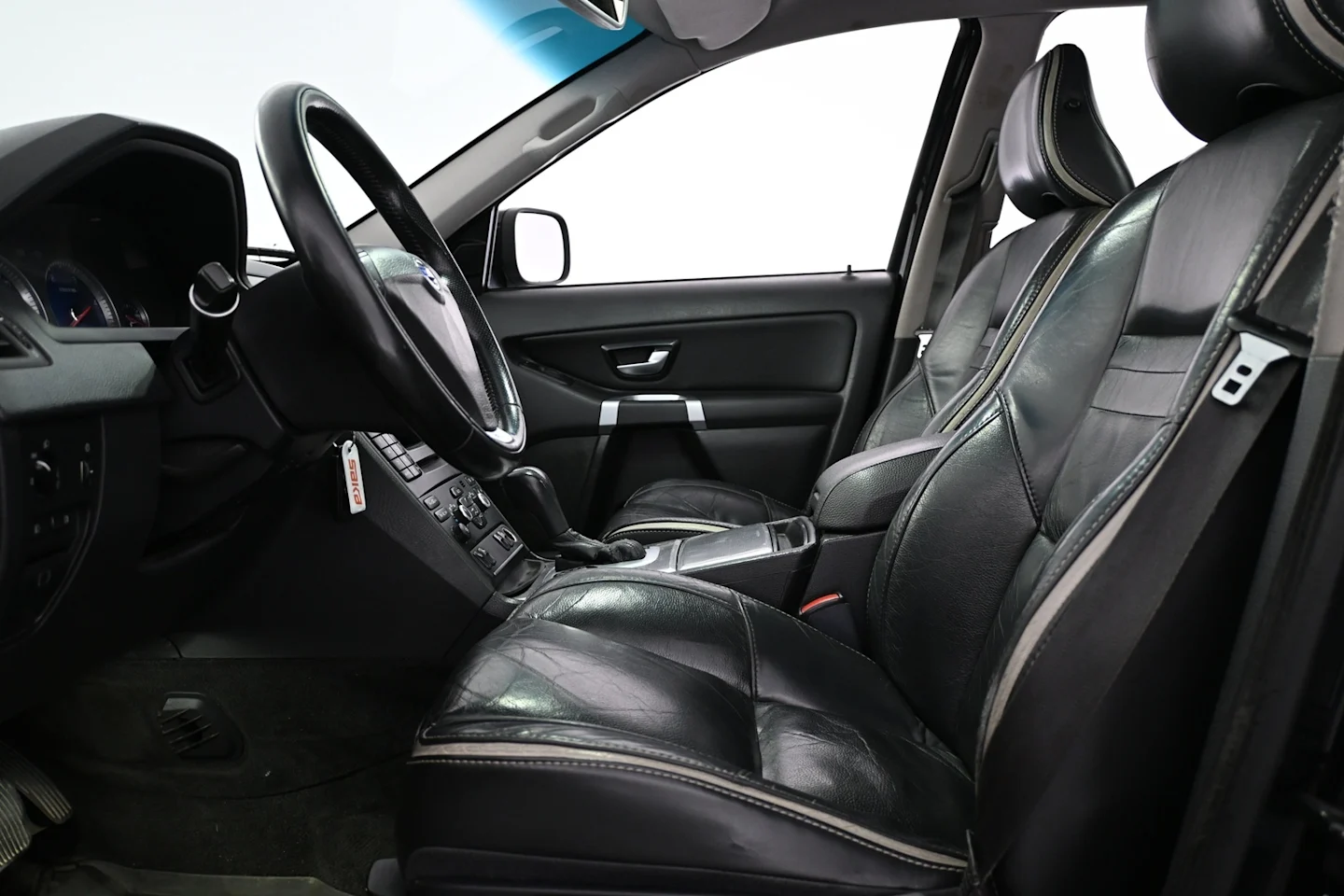 Car Image - 6uf9zfbkfCQLyna7sSGQId