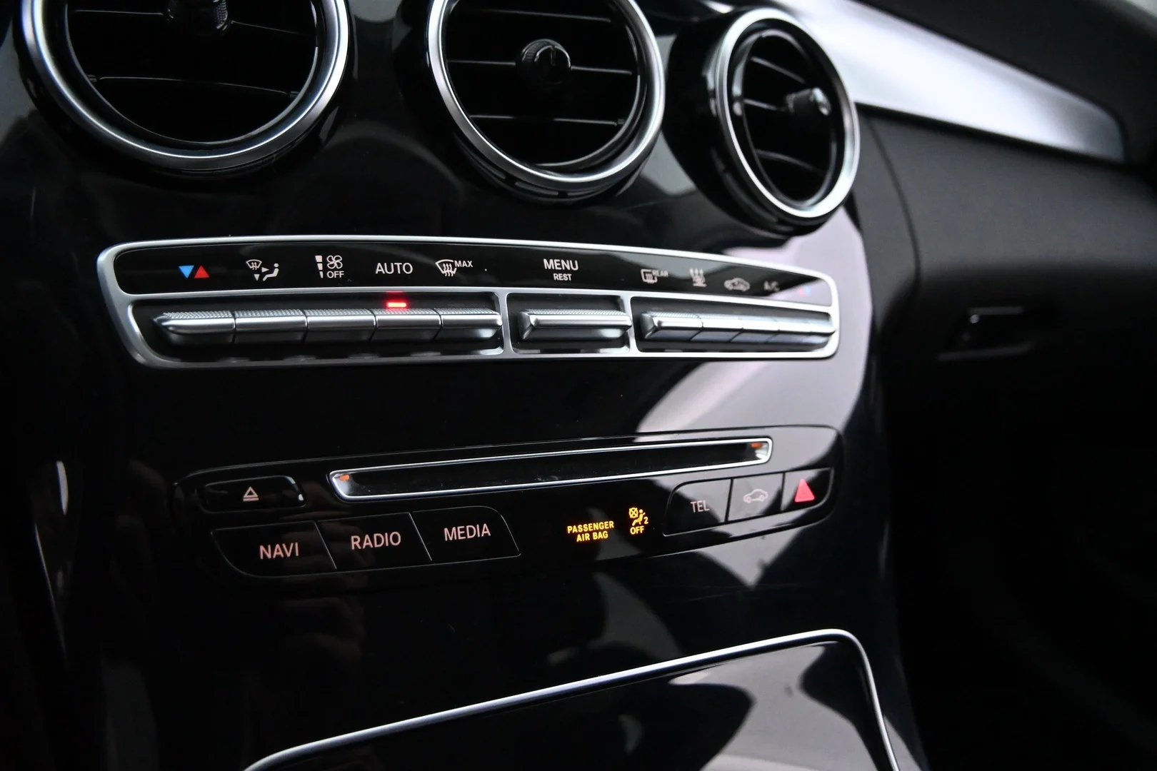 Car Image - ogRHLvv1UQFW4B7LPhD67