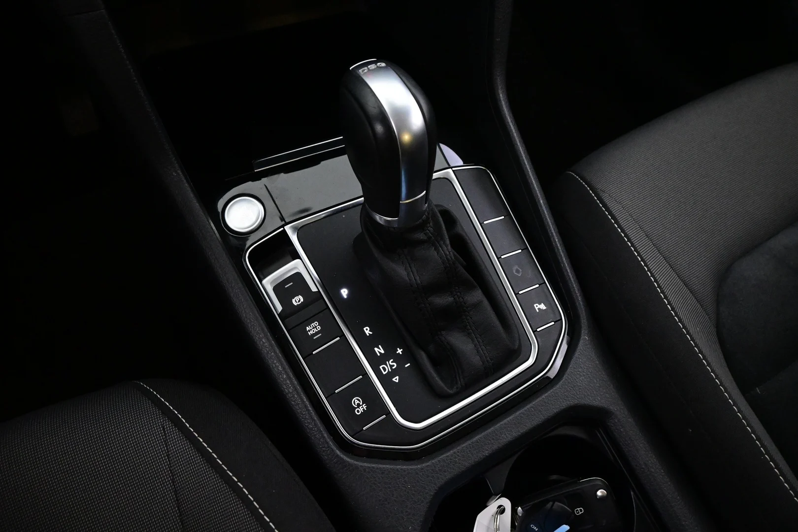 Car Image - 1Q7SWsKtUFw0lKjwgz7W6V