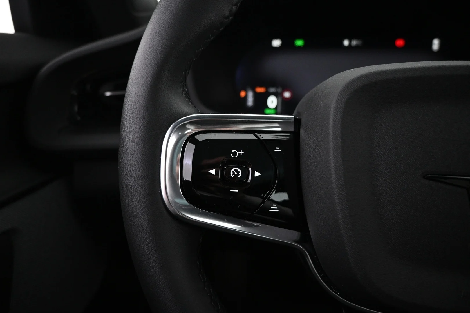 Car Image - 5JfUVtDQNO4e85DicFEtEU