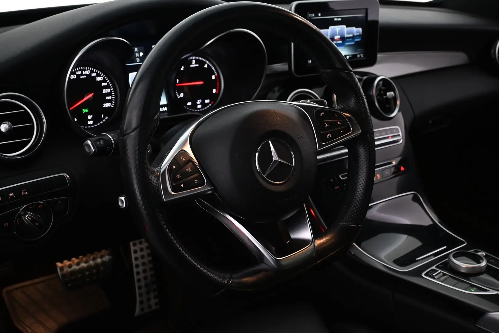Car Image - 2hHrXcLahSCigf4yiGwEgm
