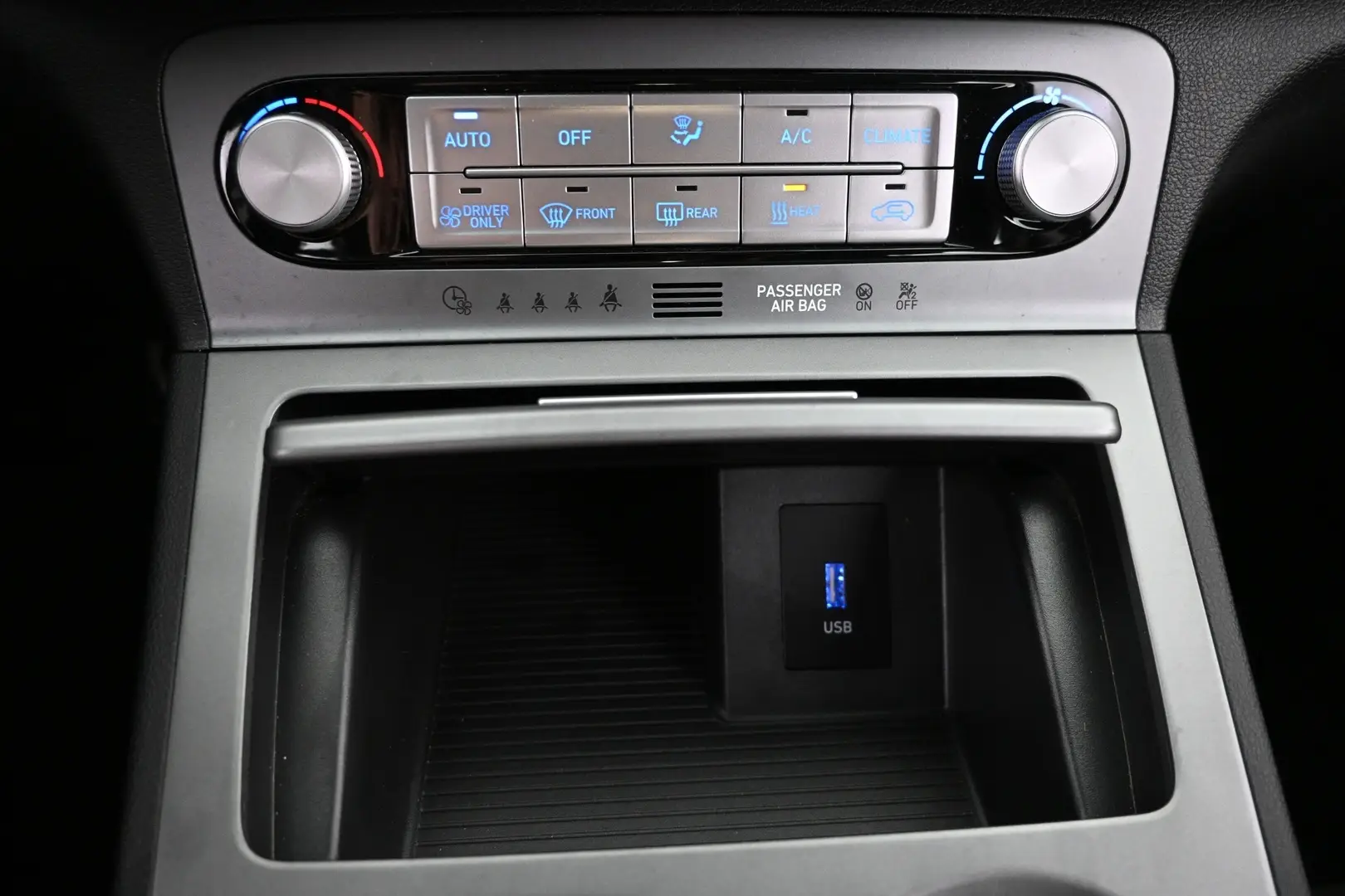 Car Image - 1UTOcpDiYh6tj4aAtmx4AG