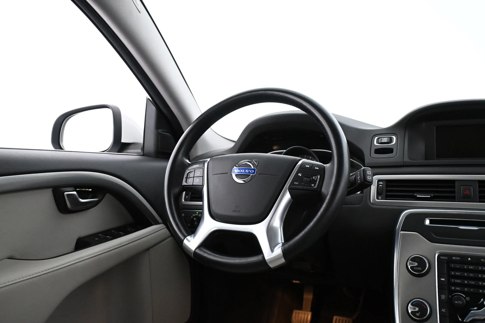 Car Image - 4fQVX2brnuIBtXzBsG8Gg4