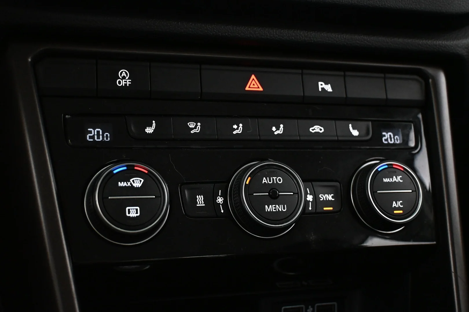 Car Image - fMEcM5FfXSy6pkKc511XW