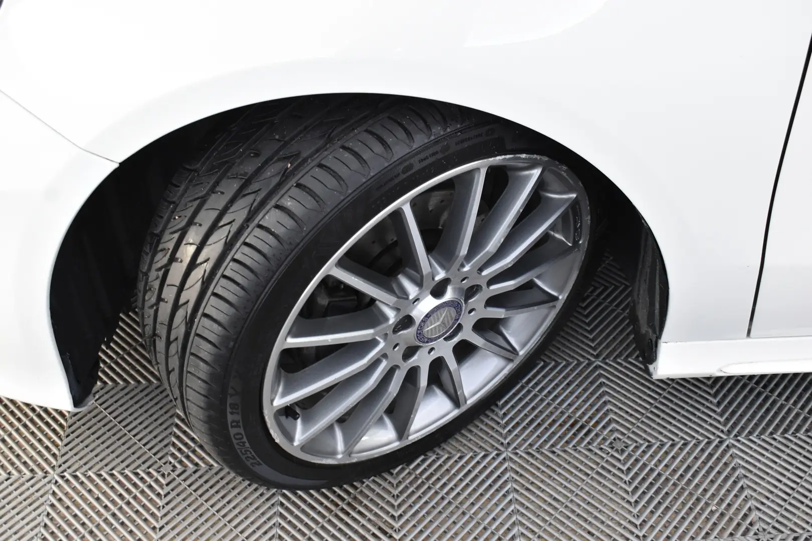 Car Image - 5mWBwxLvBokE5qA2UmRNis