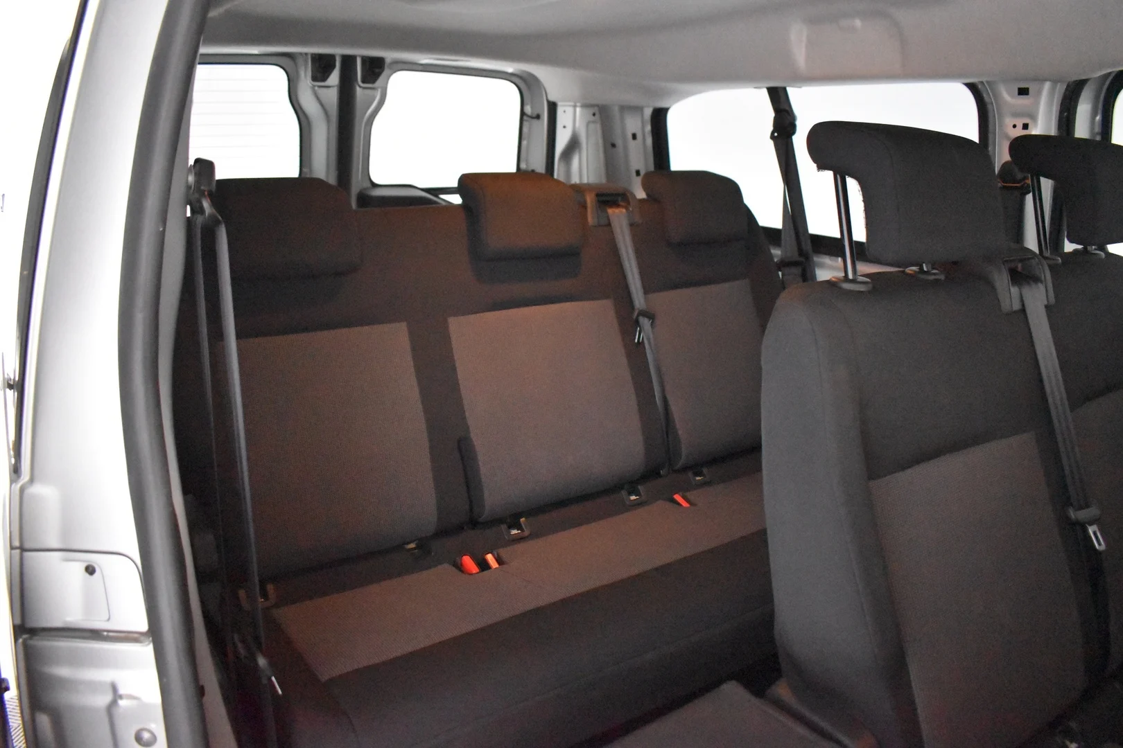 Car Image - 4lVbGWbVcPEmdWmzUuzKh4