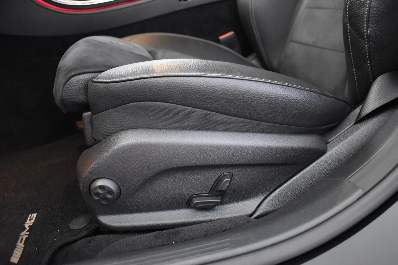 Car Image - 4GrwEMJr2gsjh2GwIHFRCP
