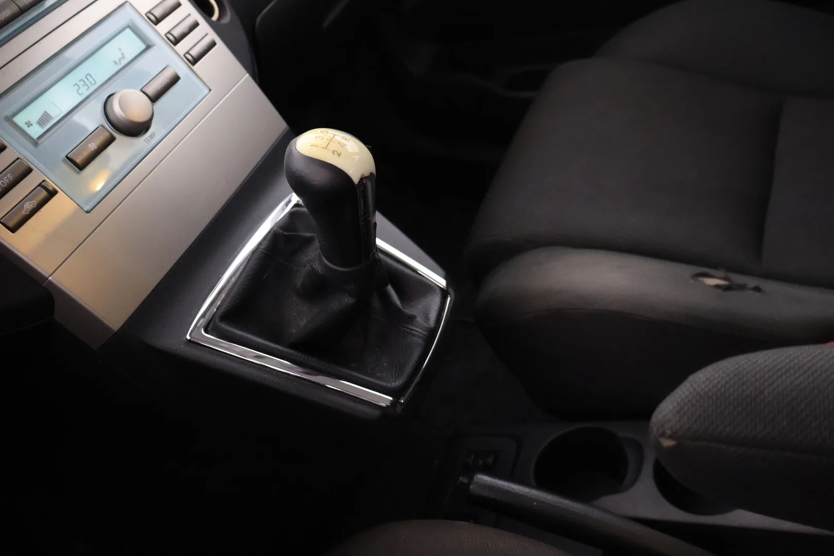 Car Image - vOLQx8dlW663xHnM8img7