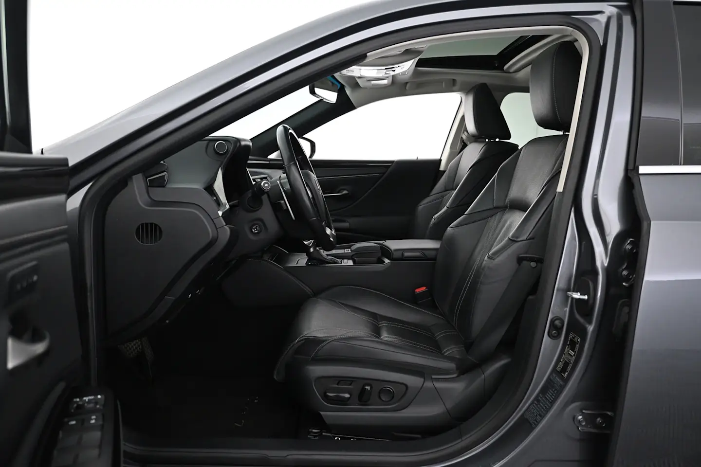 Car Image - 63x11O0UzOZKWnbv2nIHZO