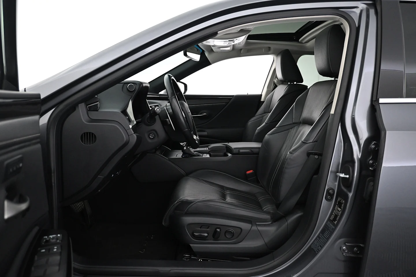 Car Image - 63x11O0UzOZKWnbv2nIHZO