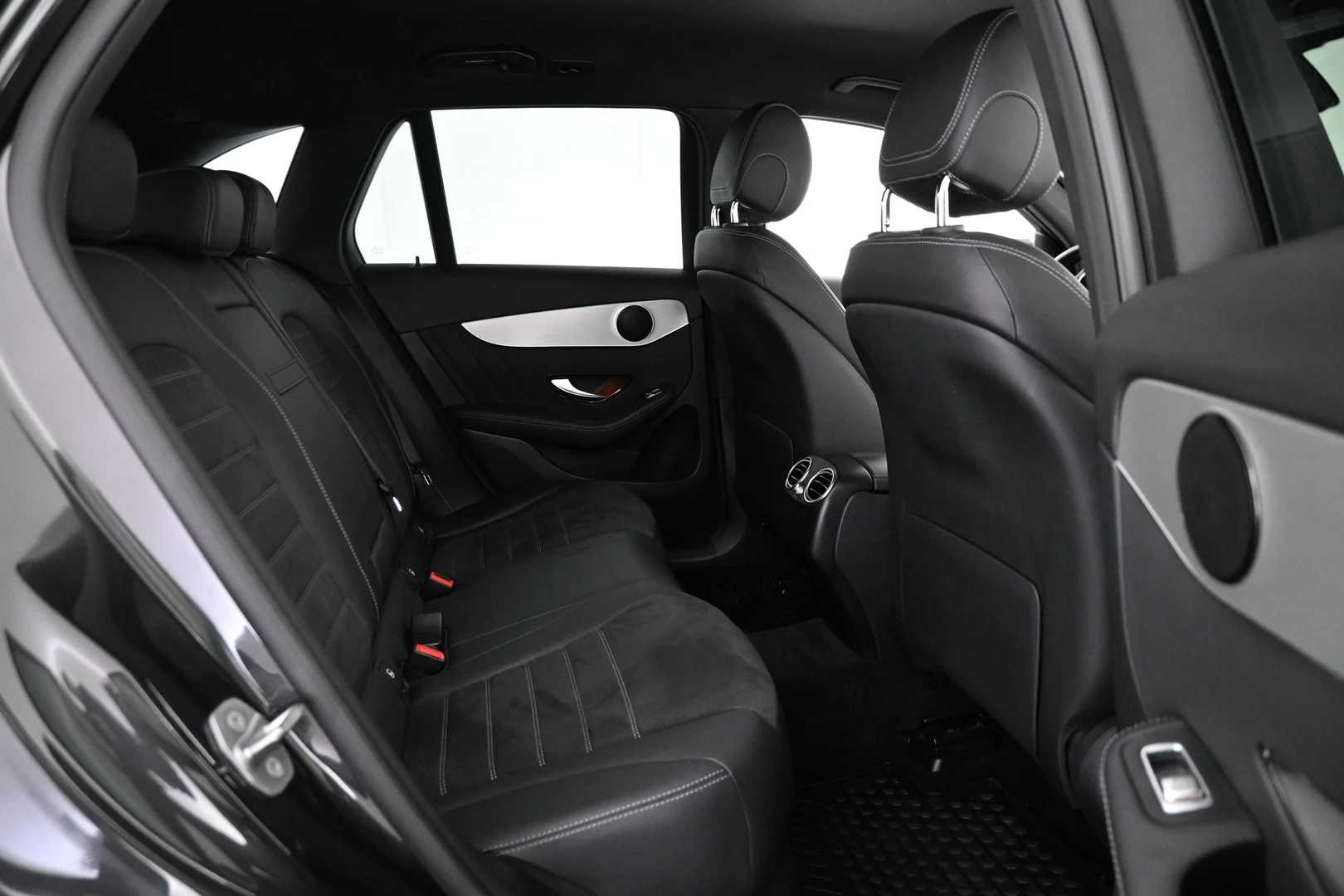 Car Image - I6WWHlFLIzLl0N44DReBl