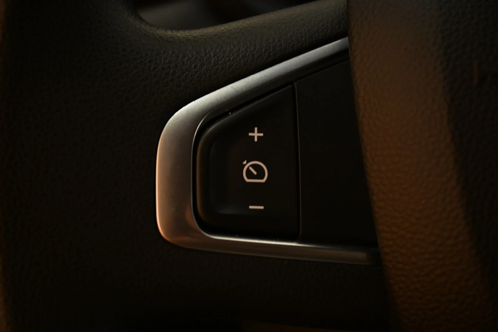 Car Image - 2qIXNSdCXGXkeHk13uRYDm