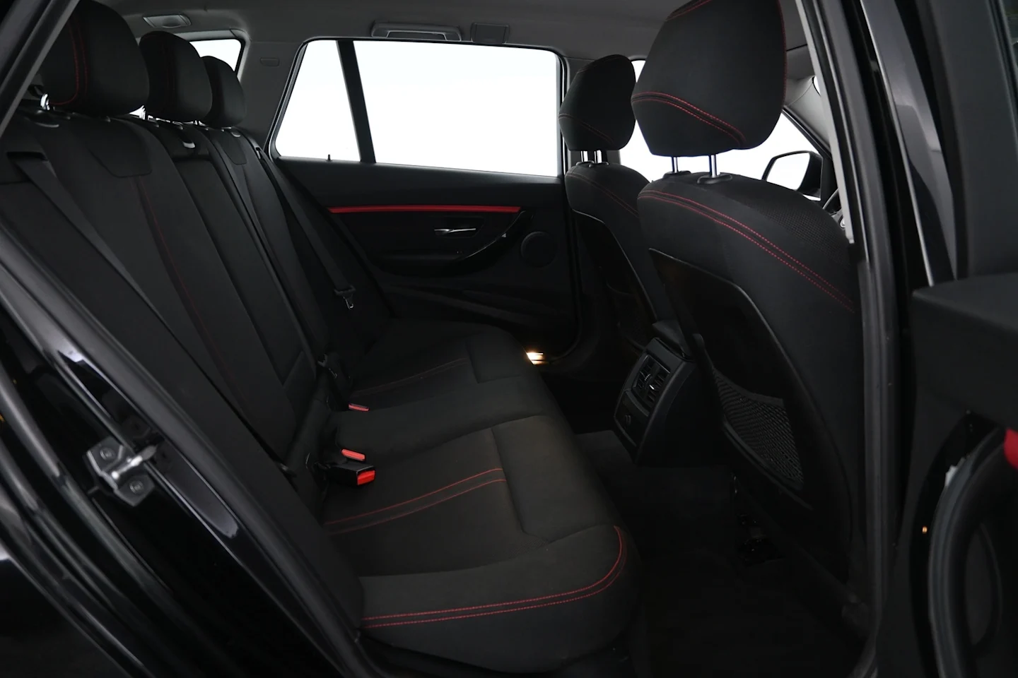 Car Image - 2ljHfzQJ96eazt6w7bmtol