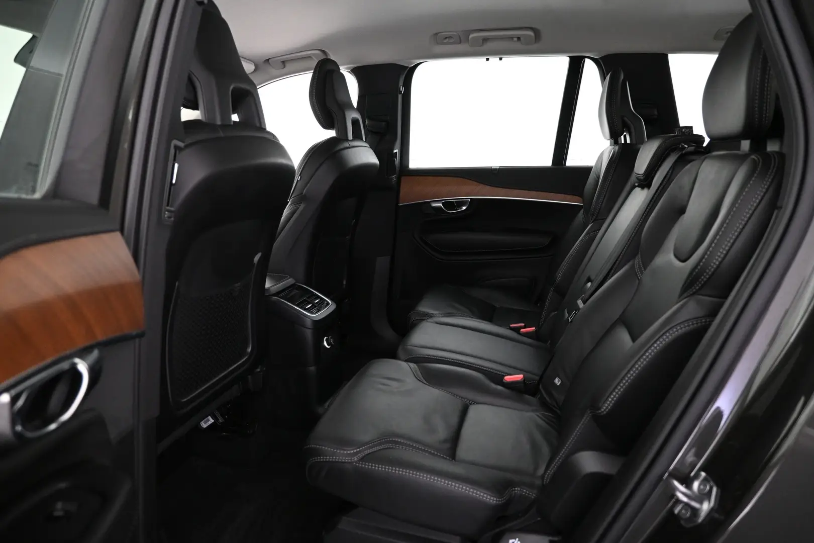 Car Image - 4TSSilqVPzvHXKbhyNBVWJ